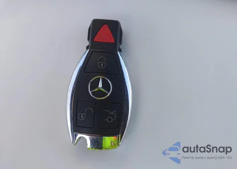 2016 Mercedes-Benz Gla 250 4Matic z USA, uszkodzony, nr VIN WDCTG4GB2GJ253228